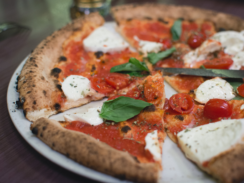 2.Simple italian pizza with cherry tomatoes